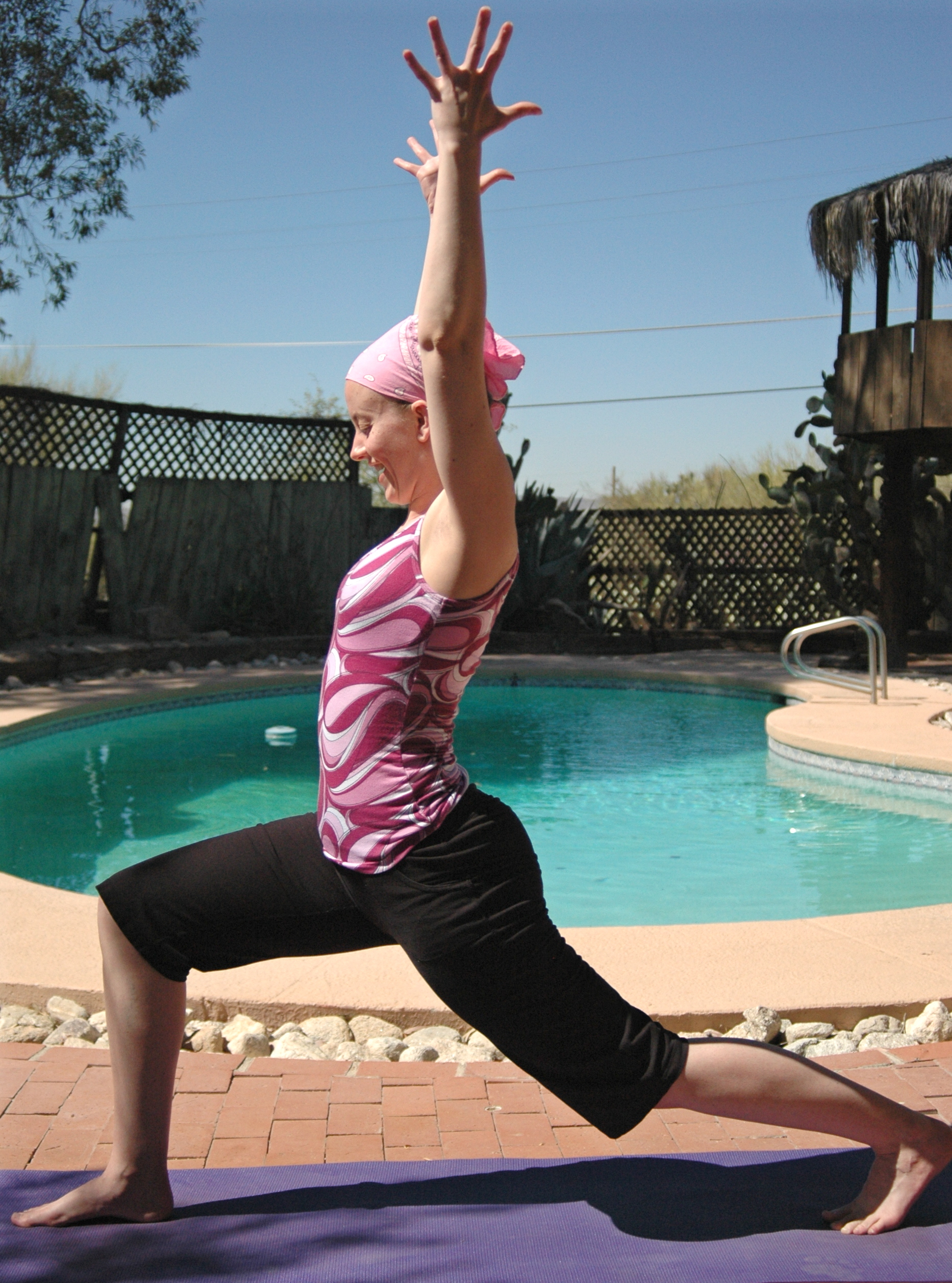 Warrior Pose: 3 Variants For Hip Flexibility and Fortitude | Sri Sri School  of Yoga